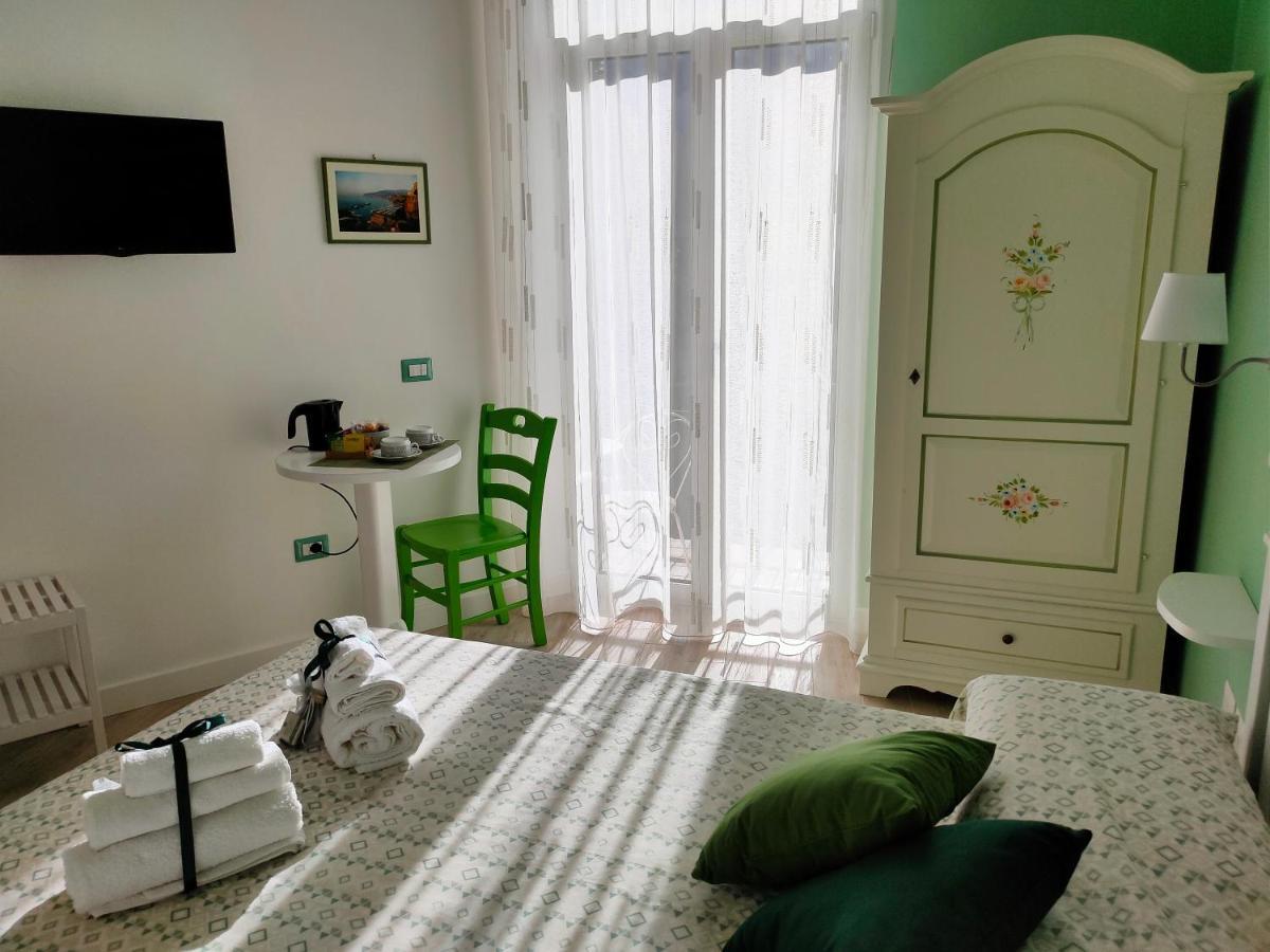 B&B Il Vialetto Castellammare di Stabia Exteriör bild
