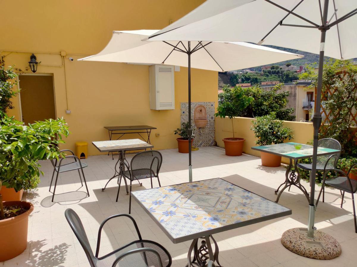 B&B Il Vialetto Castellammare di Stabia Exteriör bild