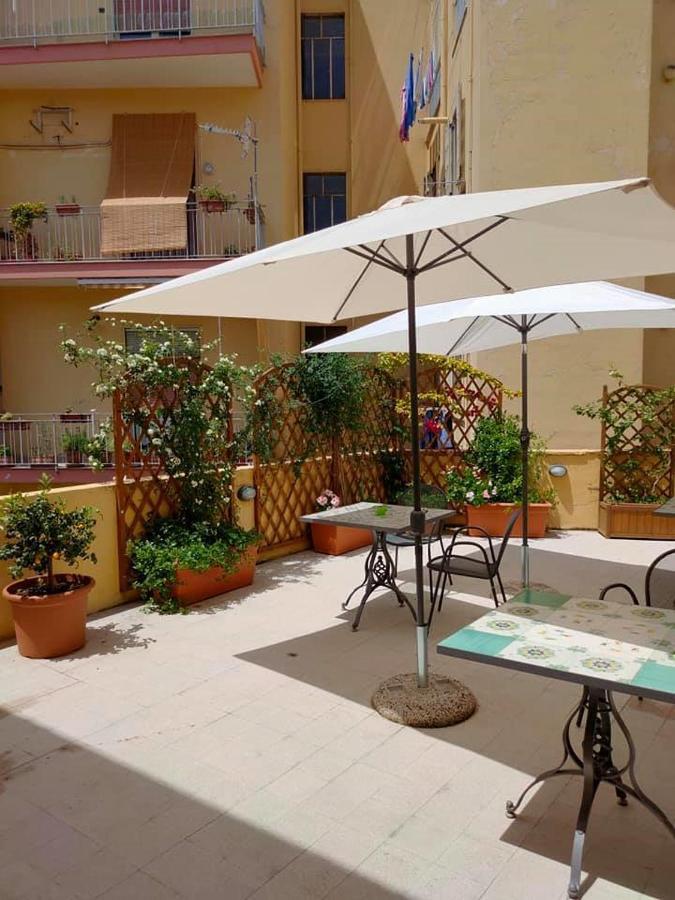 B&B Il Vialetto Castellammare di Stabia Exteriör bild